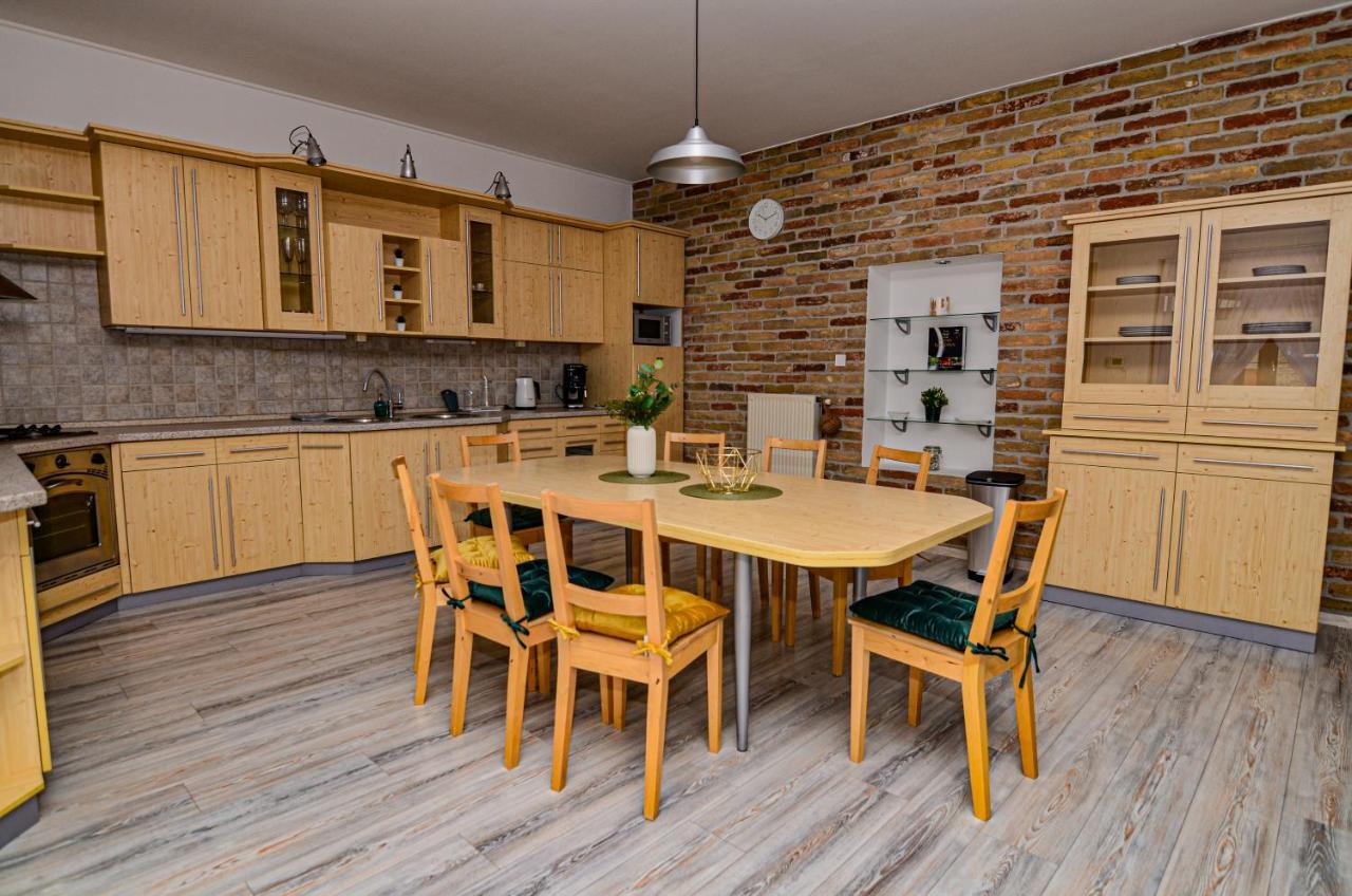 Kossuth Vendeghaz Appartement Tolna Buitenkant foto
