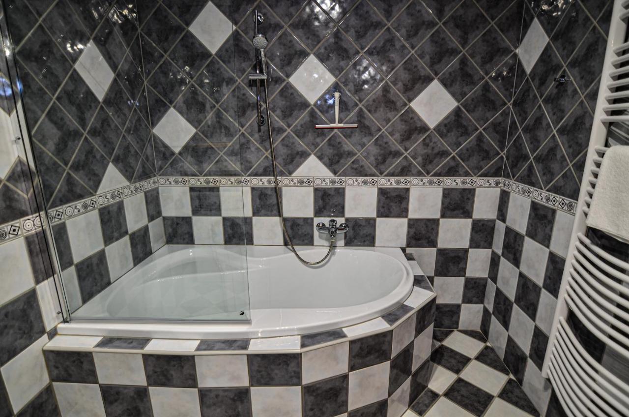 Kossuth Vendeghaz Appartement Tolna Buitenkant foto